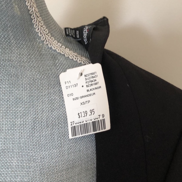 NWT, beautiful Le Chateau black midi dress size XS - Picture 8 of 8